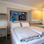 Hotel Smarthotel Nezvalova Archa 4*