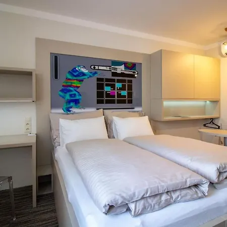 ホテル Smarthotel Nezvalova Archa 4*
