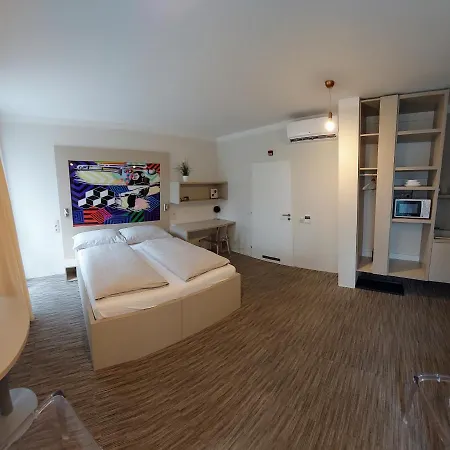Smarthotel Nezvalova Archa