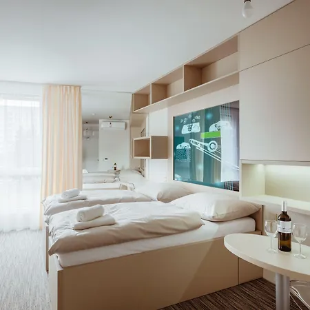 호텔 Smarthotel Nezvalova Archa 올로모우츠
