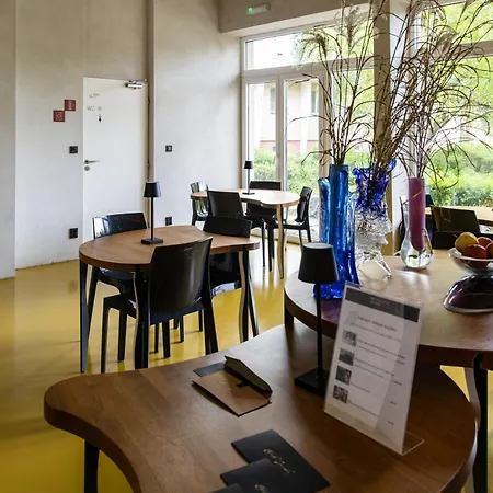 Smarthotel Nezvalova Archa Olomouc