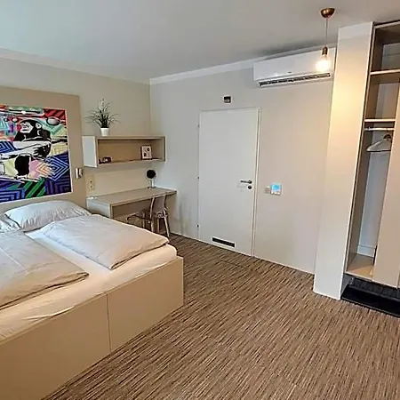Smarthotel Nezvalova Archa Hotel 4*