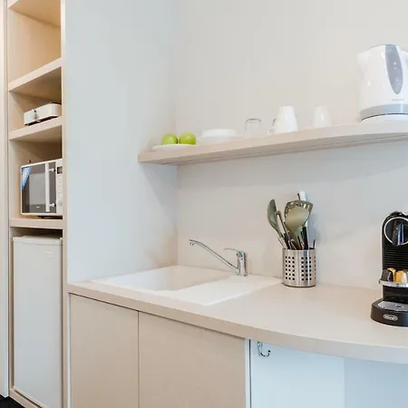 Smarthotel Nezvalova Archa ホテル