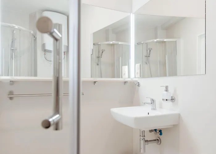 Smarthotel Nezvalova Archa ホテル 4*
