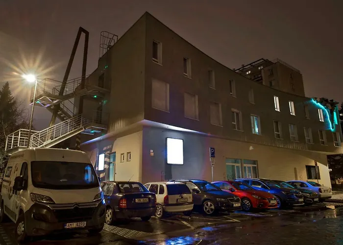 ホテル Smarthotel Nezvalova Archa オロモウツ